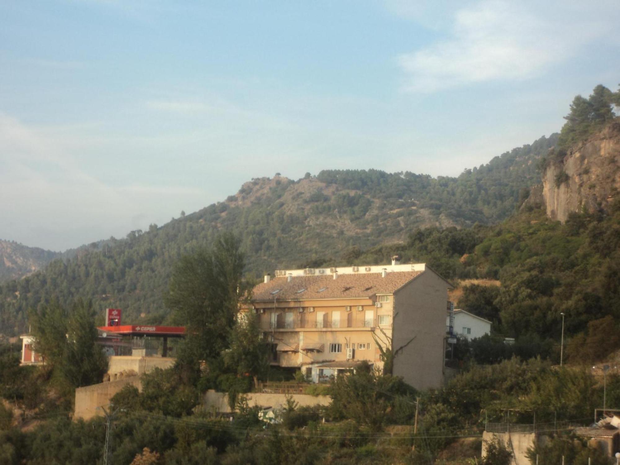 Hotel San Julian Burunchel エクステリア 写真